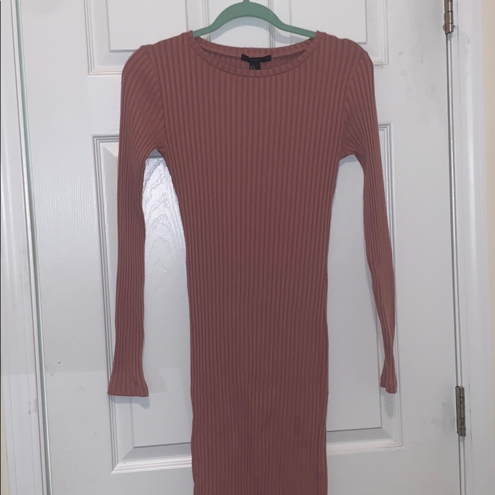 long sleeve pink maxi dress !!
